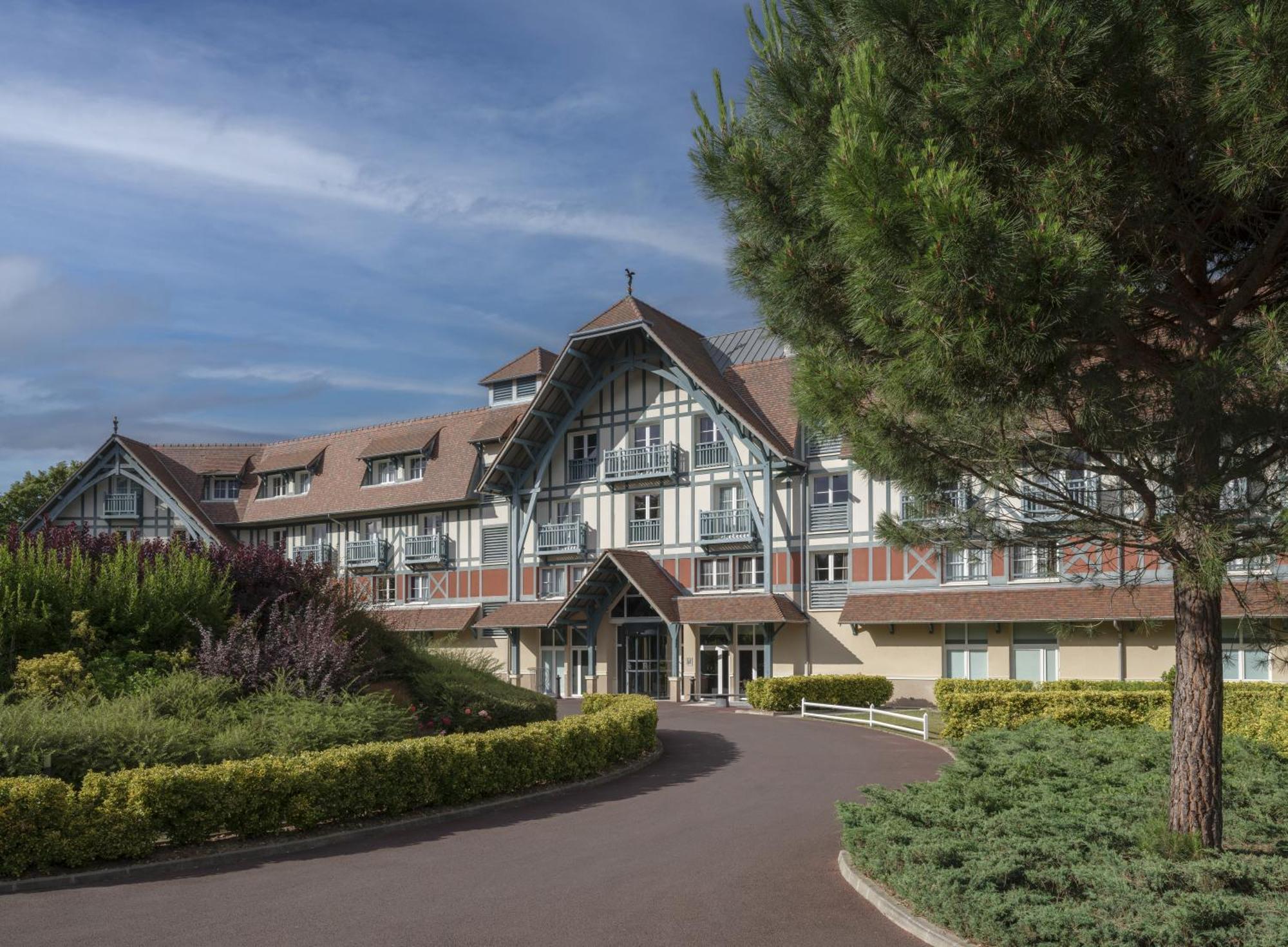 Renaissance Paris Hippodrome De St. Cloud Hotel Rueil-Malmaison Exterior foto