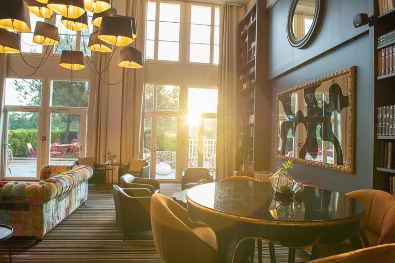 Renaissance Paris Hippodrome De St. Cloud Hotel Rueil-Malmaison Exterior foto